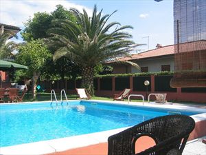 Villa Apuana : Swimming pool