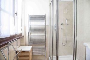 Villa Enrico  : Bathroom with shower