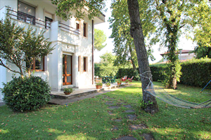 Villa Sabrina : Outside view