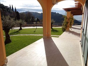 Villa Romanica  : Outside view