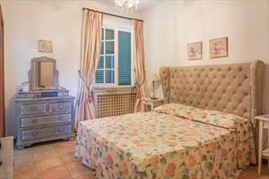 Villa  Principessa : спальня с двуспальной кроватью