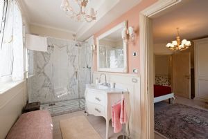 Villa Luxe 2  : Bathroom with shower