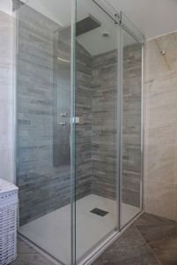 Villa Zora : Ванная комната с душем