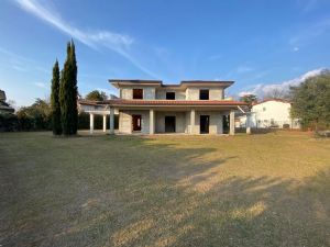 Villa Cavour : Vista esterna