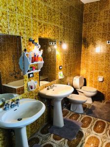 Villa Nike : Ванная комната с ванной