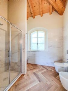 Villa Bernini : Bathroom with shower