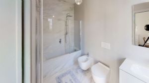 Villa Augusta : Bathroom with shower