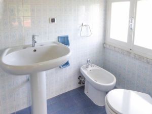 Villa Manu : Ванная комната с душем