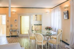Attico Marina di Pietrasanta : Dining room