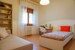 Villa Mirta : спальня с односпальной кроватью