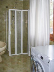 Villa Amanda : Bagno con doccia