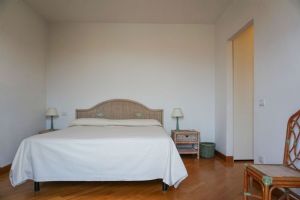 Appartamento Fiori : спальня с двуспальной кроватью