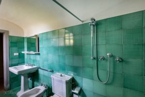 Borgo Lucchese : Bathroom with shower