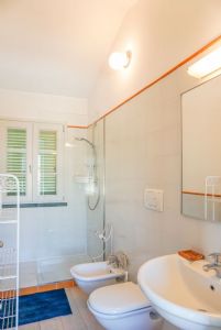Villa Margot : Bathroom with shower