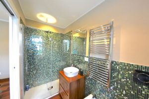VILLA CHAMPION  : Bathroom with shower