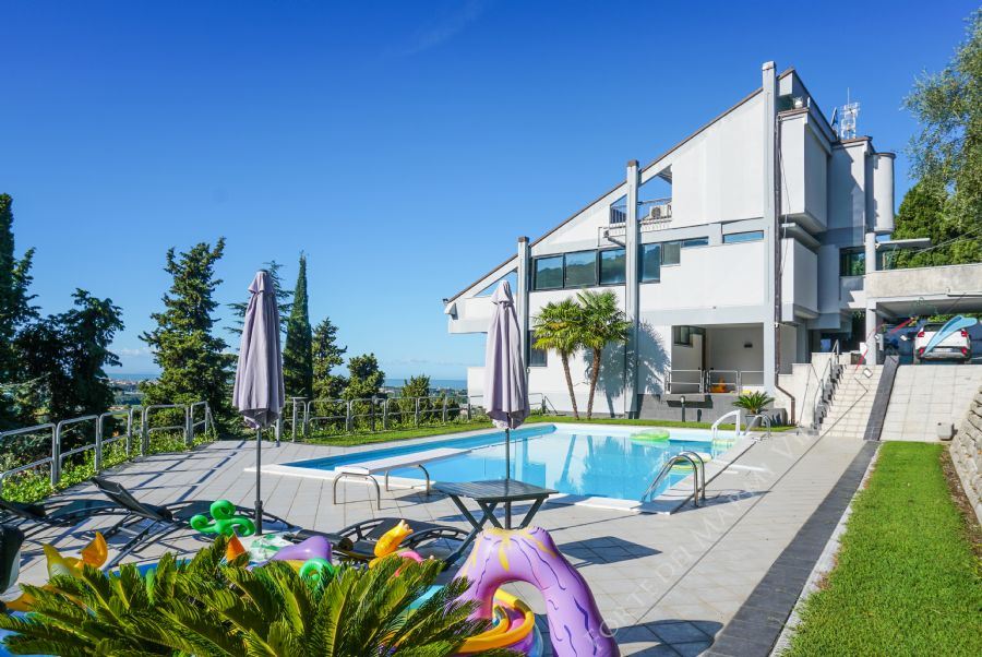 Villa Capezzana - Country house For Sale Camaiore
