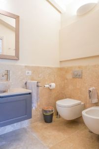 Villa Lina : Ванная комната с душем