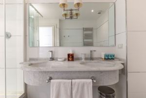 Appartamento Oasi : Bathroom with shower