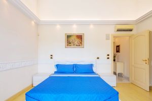 Villa Selene : спальня с двуспальной кроватью