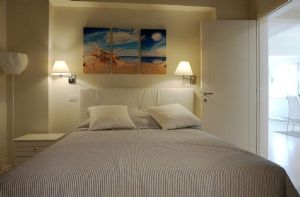 Villetta Miraggio : хозяйская спальня