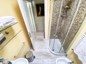 Villa Sunset : Bathroom with shower