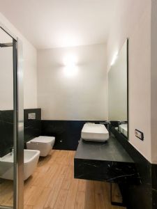 Villa Claudio  : Bathroom with shower