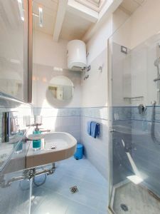 Villa Le Tre Marie : Bagno con doccia