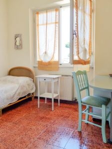 Villa Rosa : спальня с односпальной кроватью