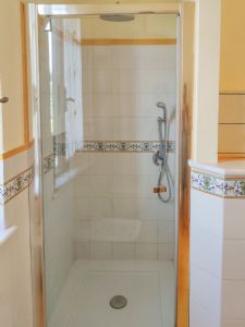 Villa Rosa : Ванная комната с душем