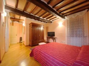 Villa Silenzio : хозяйская спальня