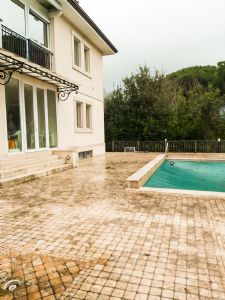 Villa Collebello : detached villa to rent and for sale  Camaiore