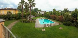 Villa Iolanta : Vista esterna