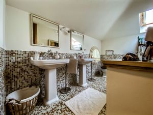Villa Melinda : Bathroom