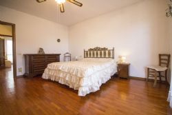 Villa Sofia : спальня с двуспальной кроватью