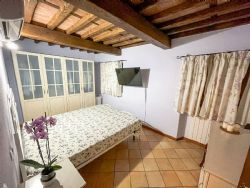 Appartamento Macedo : спальня с двуспальной кроватью