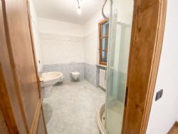 Villa La Vista : Ванная комната с душем