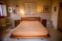 Casale Rising Sun : спальня с двуспальной кроватью