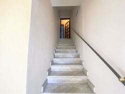 Appartamento dei Filosofi : мраморная лестница 