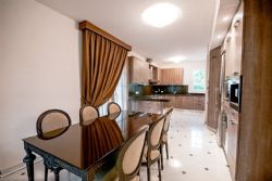 Villa Fortuna : Dining room