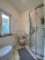 Villa il Faro : Ванная комната с душем