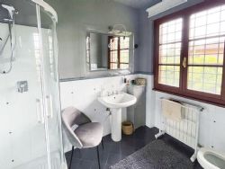 Villa Olga : Bathroom with shower