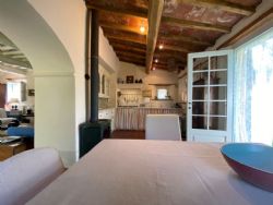 Villa Il Pomo : Inside view