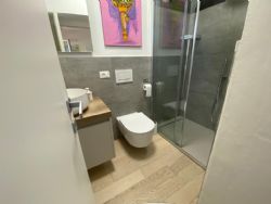 Villa Green Hill : Bathroom