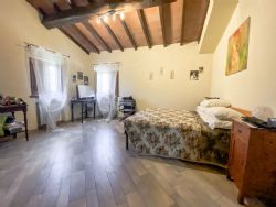Villa dei Venti : спальня с двуспальной кроватью