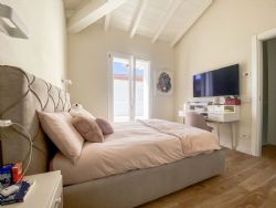 Villa Sela : спальня с двуспальной кроватью