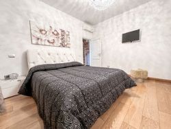 Villa Carmen : спальня с двуспальной кроватью