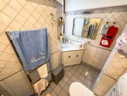 Villa Rossini : Ванная комната с ванной