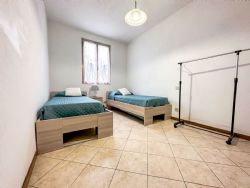 Villetta Danny : спальня с двумя кроватями