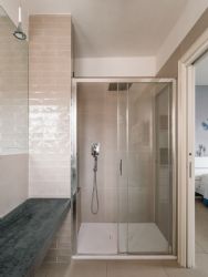 Villa La Campagnola : Ванная комната с душем
