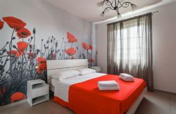Villa La Campagnola : спальня с двуспальной кроватью